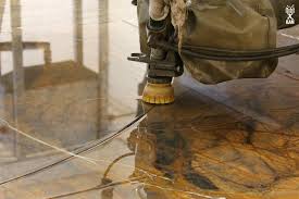 Гідроабразивне різання каменю