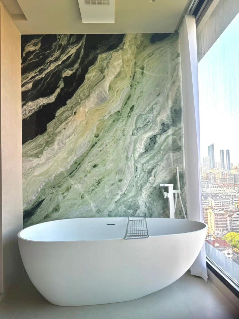 Мармур RAGGIO VERDE в інтер'єрі  #2