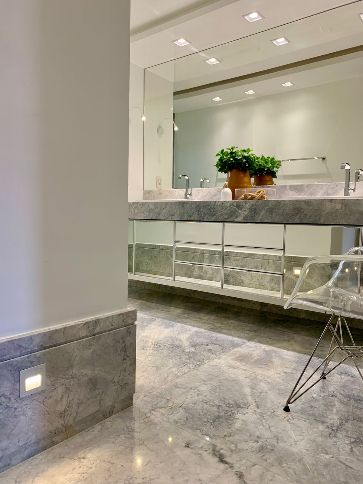 Доломітовий мармур SANTA BLANCA в інтер'єрі  #3