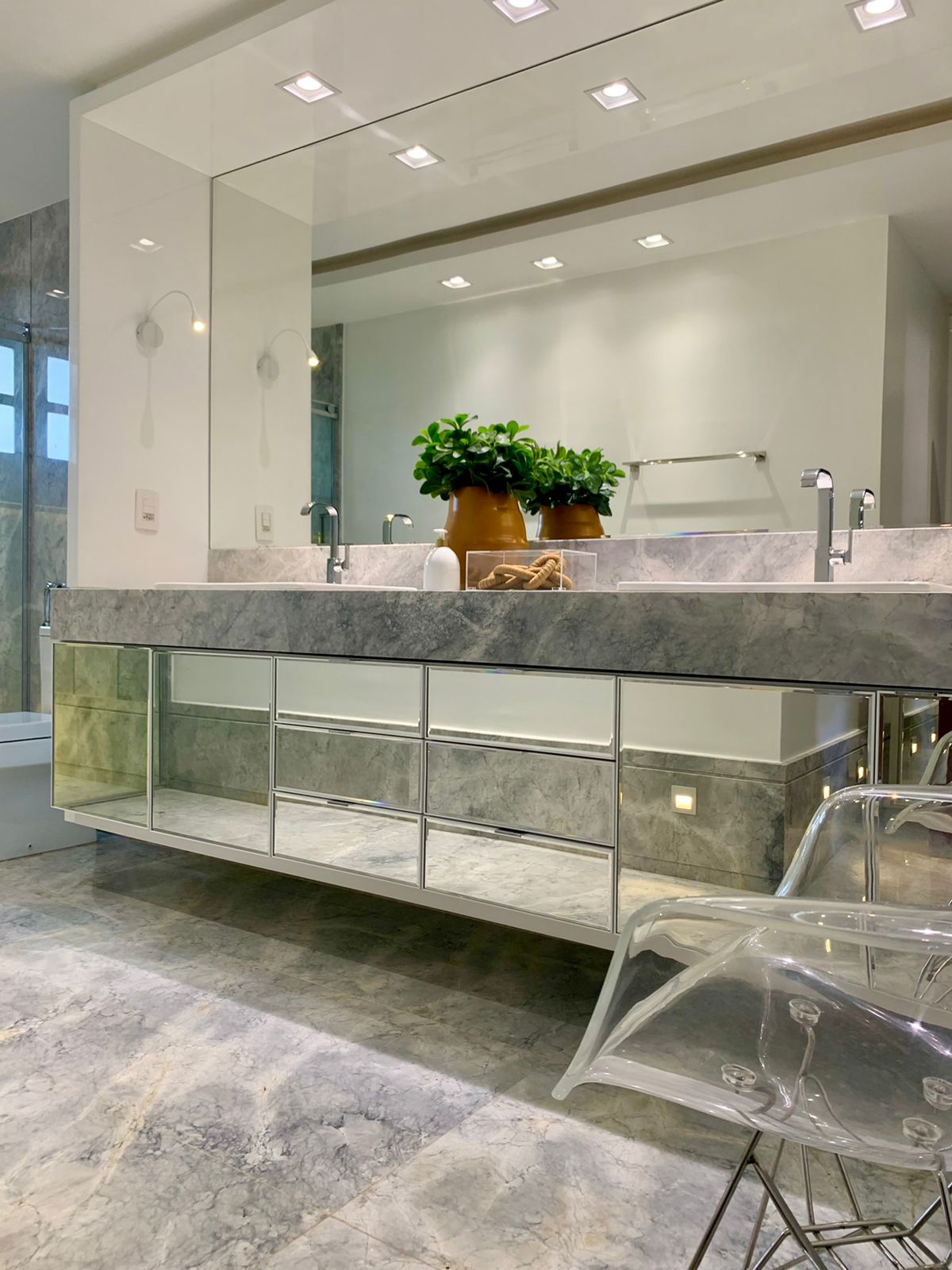 Доломітовий мармур SANTA BLANCA в інтер'єрі  #5